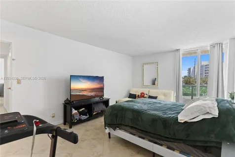 100 Bayview Drive Sunny Isles Beach FL 33160
