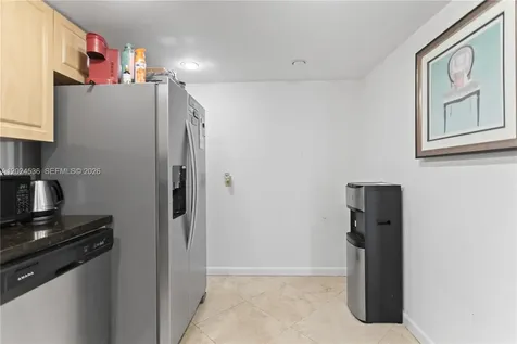 100 Bayview Drive Sunny Isles Beach FL 33160