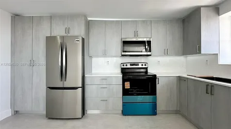 2750 NE 183rd Street Aventura FL 33160