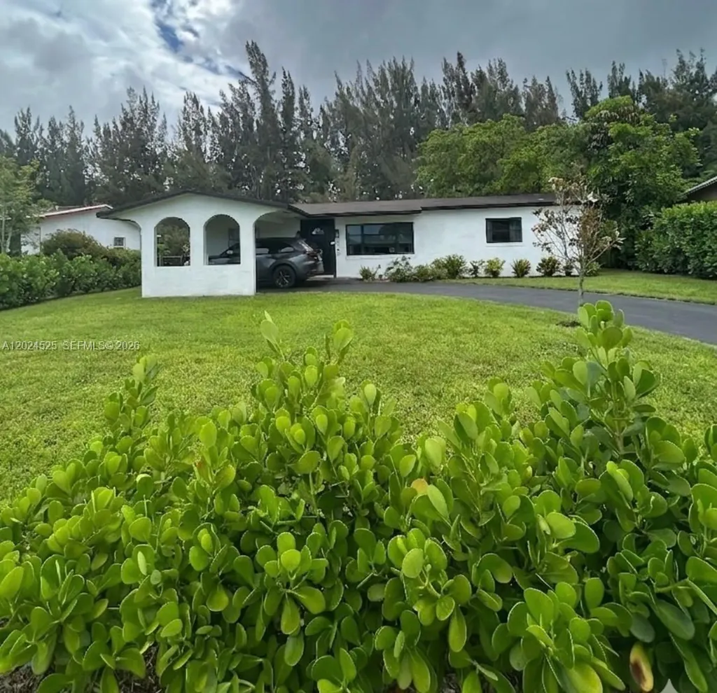 5450 SW 55th Avenue Davie FL 33314
