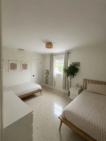 5450 SW 55th Avenue Davie FL 33314