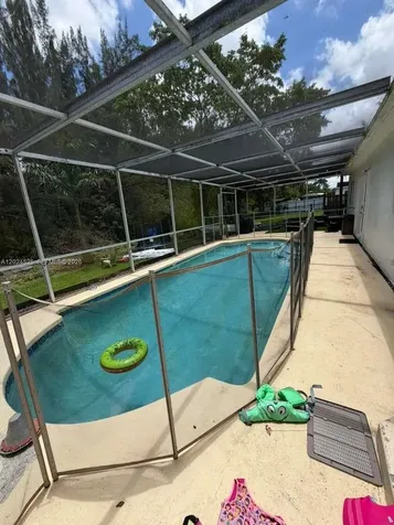 5450 SW 55th Avenue Davie FL 33314