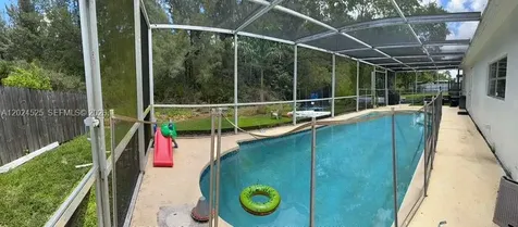 5450 SW 55th Avenue Davie FL 33314
