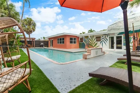 3627 NE 19th Avenue Oakland Park FL 33308