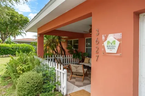 3627 NE 19th Avenue Oakland Park FL 33308
