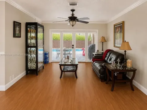 1841 NW 113th Avenue Pembroke Pines FL 33026