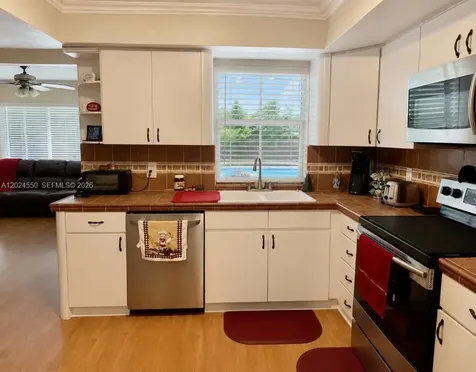 1841 NW 113th Avenue Pembroke Pines FL 33026