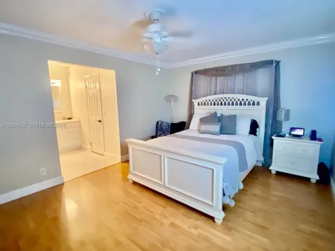 1841 NW 113th Avenue Pembroke Pines FL 33026