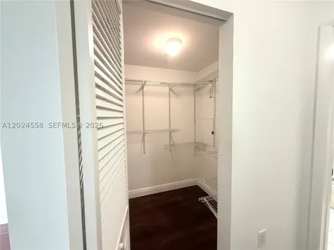 7290 SW 90th Street Miami FL 33156