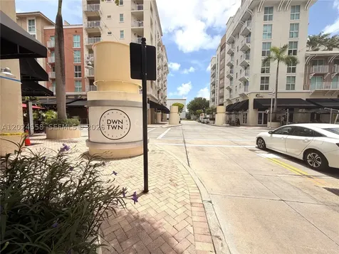 7290 SW 90th Street Miami FL 33156