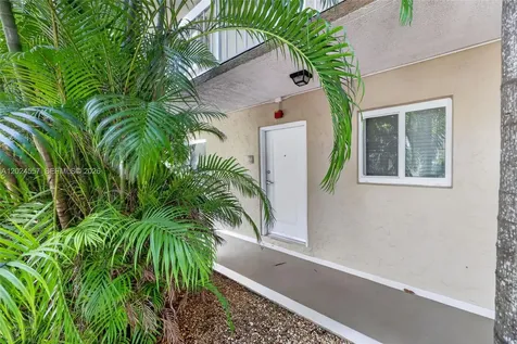 7920 Camino Real Miami FL 33143