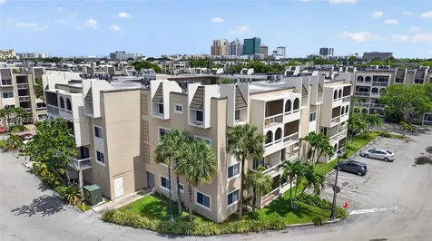 7920 Camino Real Miami FL 33143