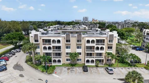 7920 Camino Real Miami FL 33143