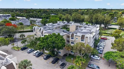 7920 Camino Real Miami FL 33143