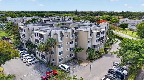 7920 Camino Real Miami FL 33143