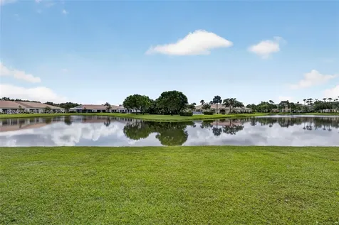 2368 Windjammer Way West Palm Beach FL 33411
