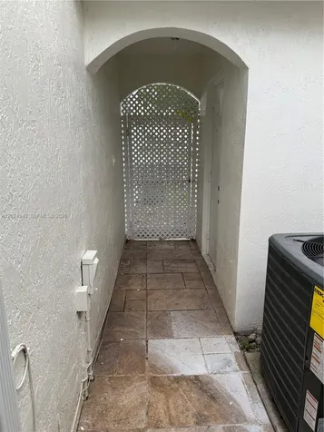 14816 SW 104th Street Miami FL 33196