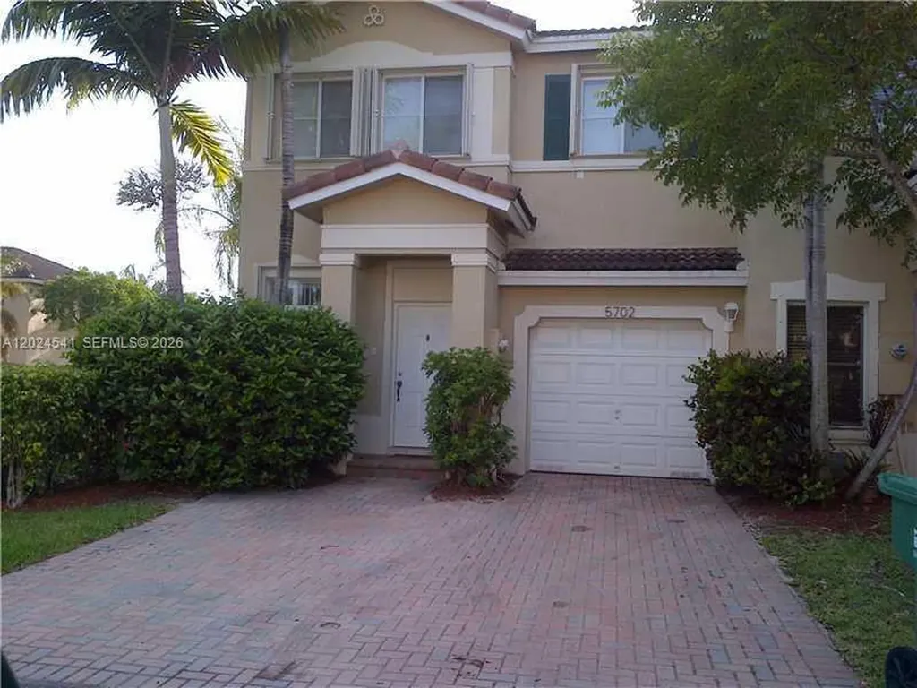 5702 NW 112 Court Doral FL 33178