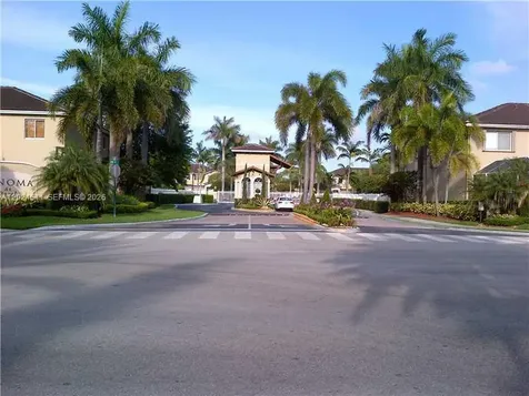 5702 NW 112 Court Doral FL 33178