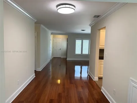 1660 NW 42nd Street Oakland Park FL 33309