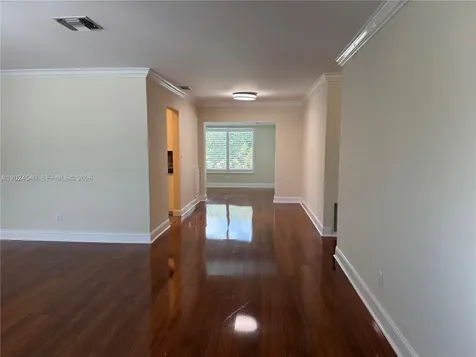 1660 NW 42nd Street Oakland Park FL 33309