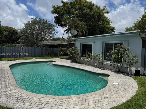 1660 NW 42nd Street Oakland Park FL 33309