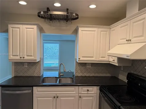 1660 NW 42nd Street Oakland Park FL 33309