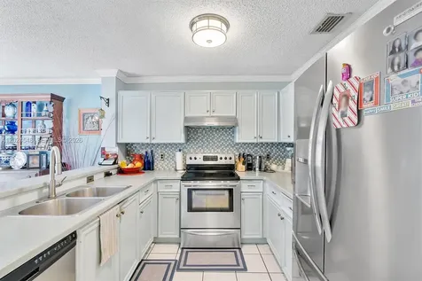 14515 SW 139th Ave Circle E Miami FL 33186