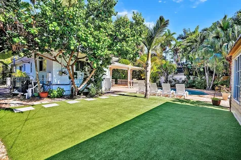 1016 Harrison Street Hollywood FL 33019