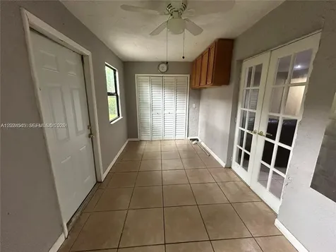 29 Madrid Lane Davie FL 33324