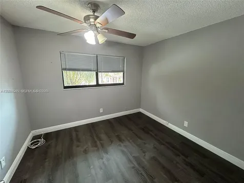 29 Madrid Lane Davie FL 33324