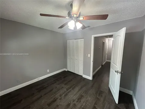29 Madrid Lane Davie FL 33324