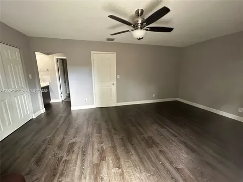 29 Madrid Lane Davie FL 33324