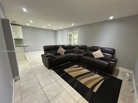 29 Madrid Lane Davie FL 33324