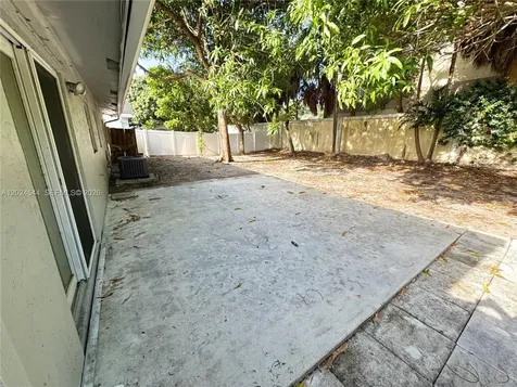 61 SW 34th Avenue Deerfield Beach FL 33442