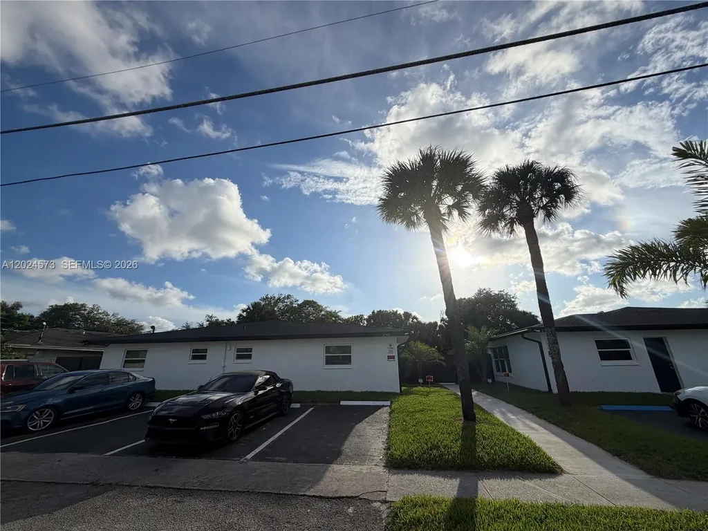 2769 NW 58th Terrace Lauderhill FL 33313