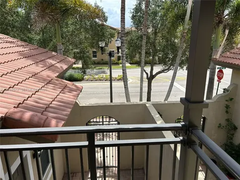 1424 SW 147th Avenue Pembroke Pines FL 33027