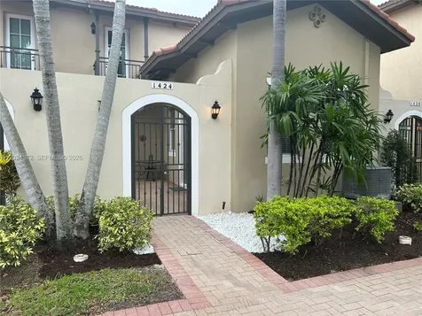1424 SW 147th Avenue Pembroke Pines FL 33027