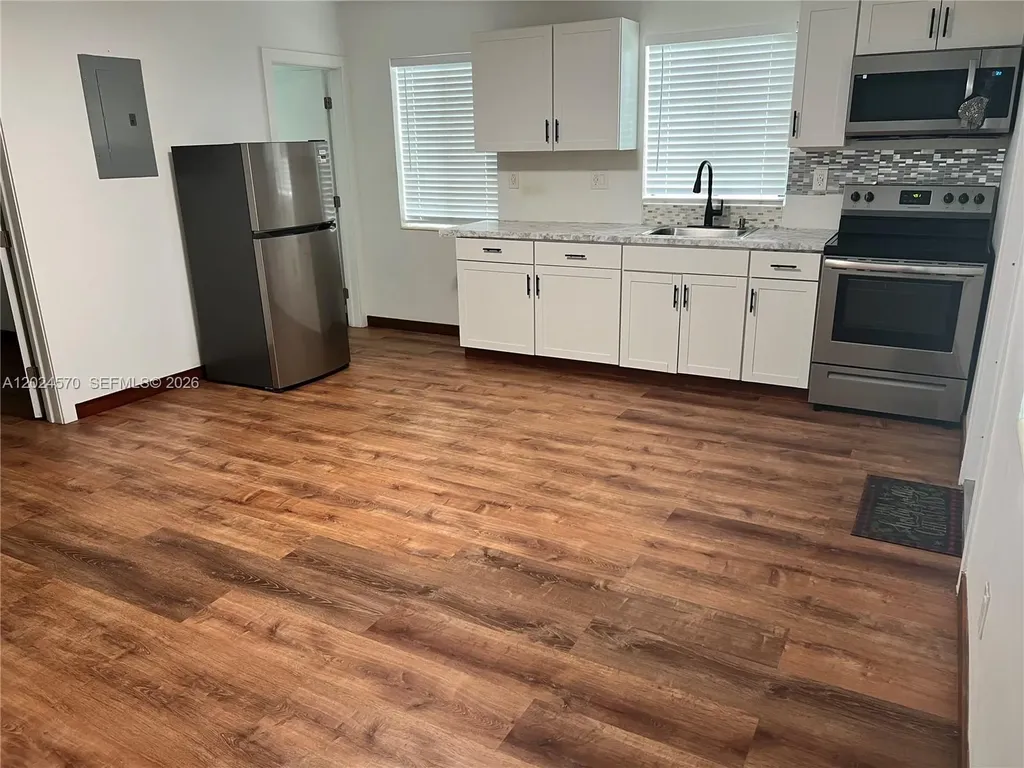 12400 NE 11th Court North Miami FL 33161