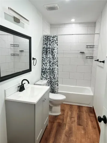 12400 NE 11th Court North Miami FL 33161