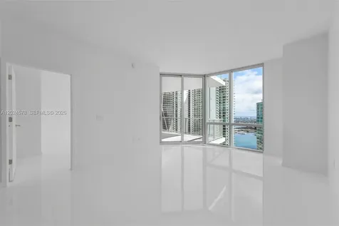 851 NE 1st Avenue Miami FL 33132