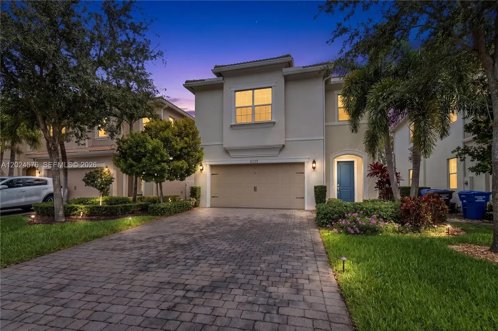 4325 Large Leaf Lane Hollywood FL 33021