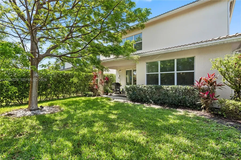 4325 Large Leaf Lane Hollywood FL 33021