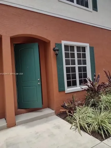 716 SW 2nd Way Pompano Beach FL 33060