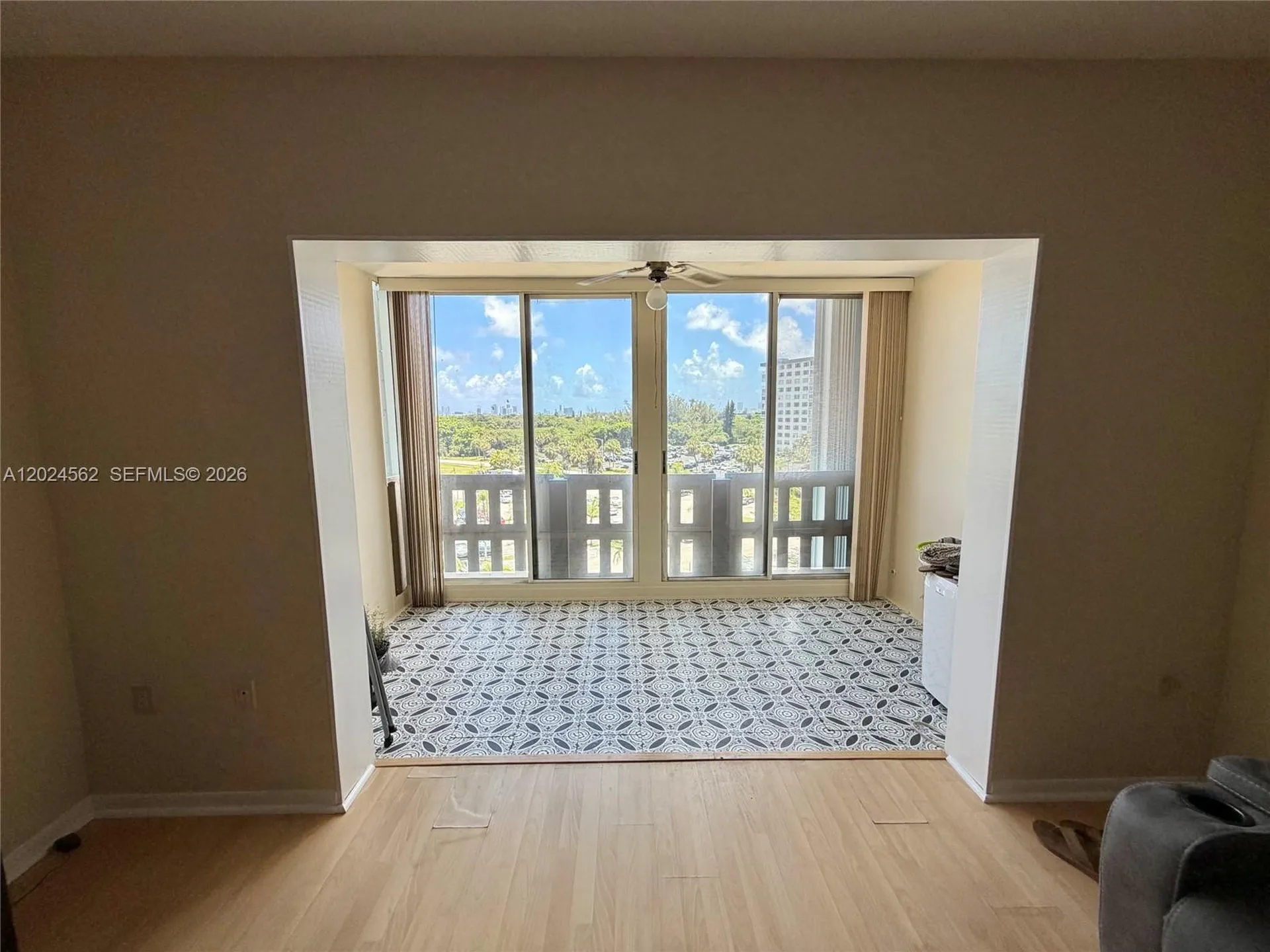 4001 Hillcrest Drive Hollywood FL 33021