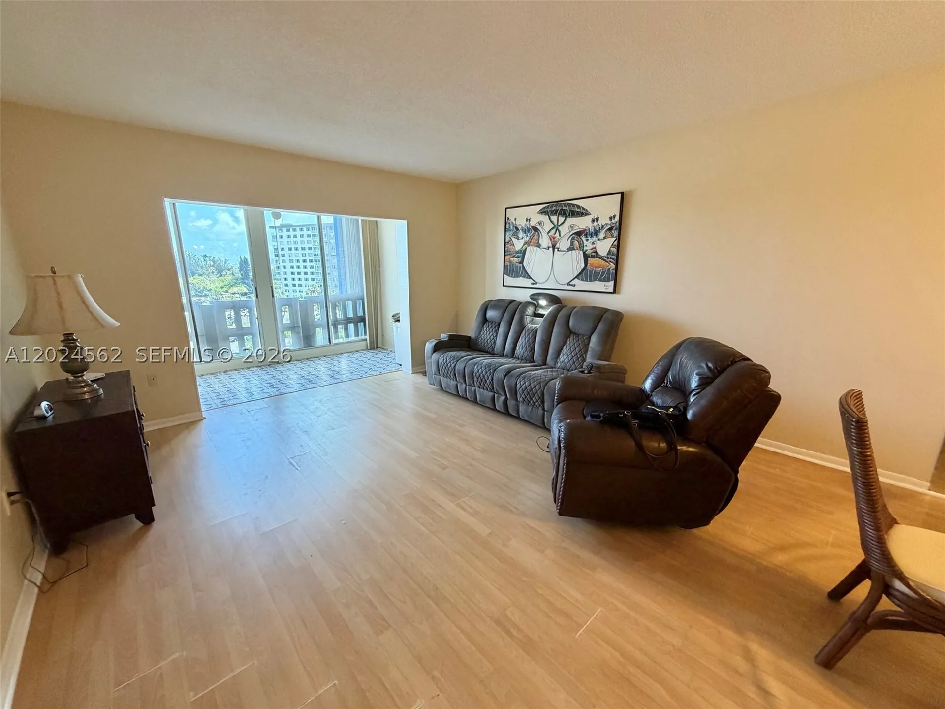 4001 Hillcrest Drive Hollywood FL 33021