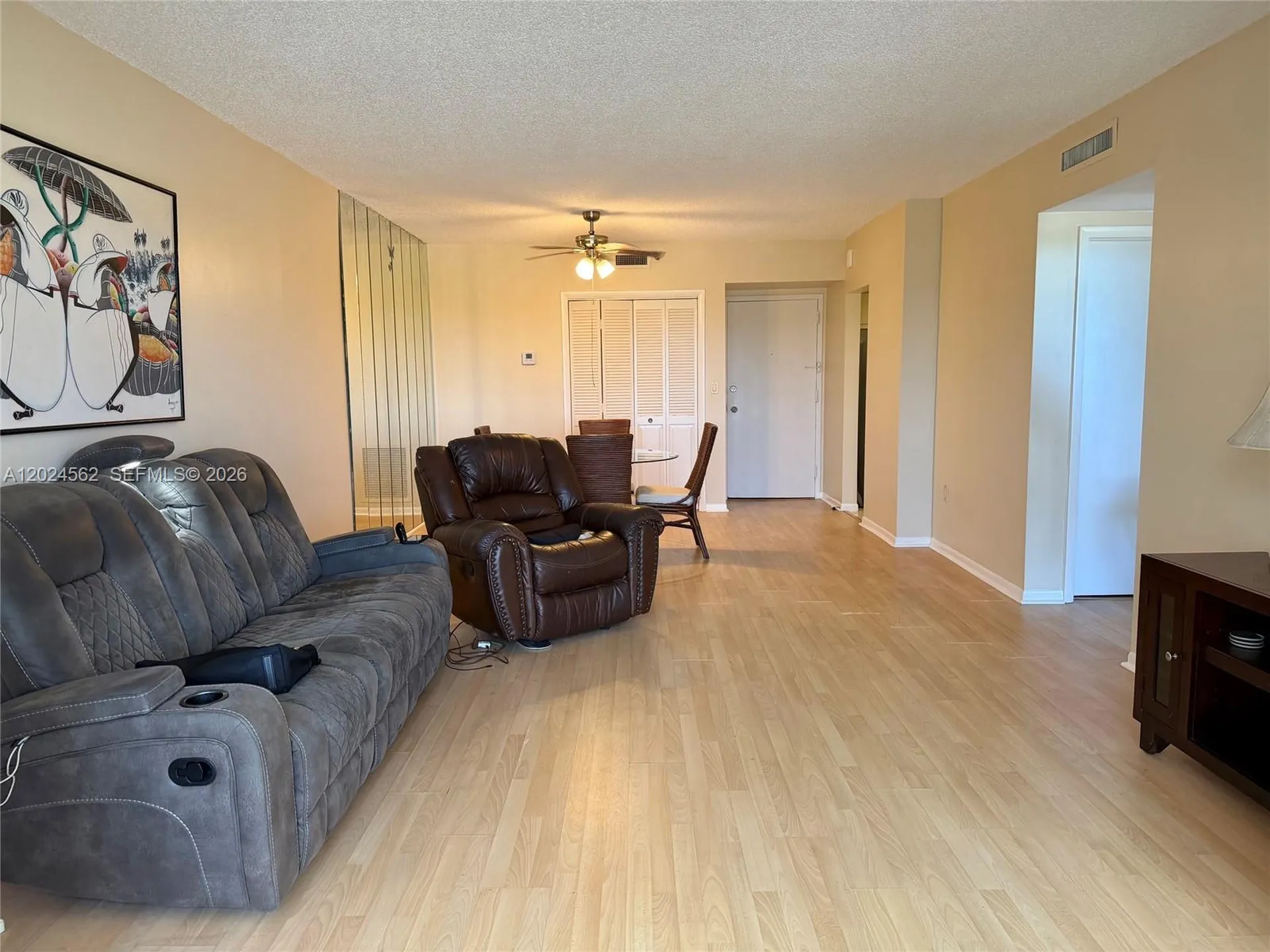 4001 Hillcrest Drive Hollywood FL 33021