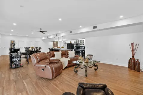 13463 SW 66th Terrace Miami FL 33183