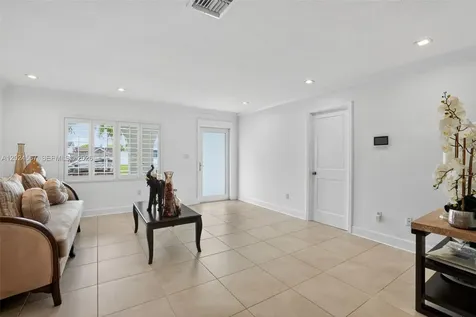 13463 SW 66th Terrace Miami FL 33183