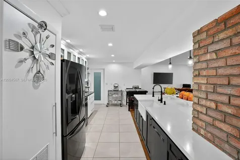13463 SW 66th Terrace Miami FL 33183